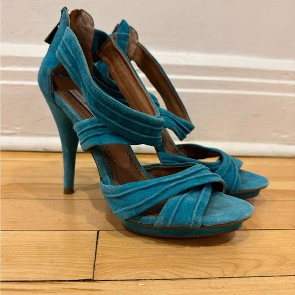 Blue Suede Italian Women’s Heels - Picture 1 of 4